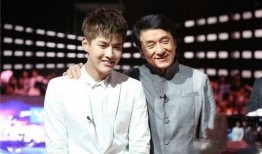 律师爆料吴亦凡看守所视频,律师曝惊人视频内容